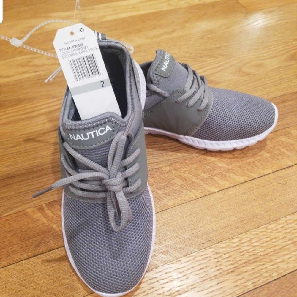 Boys sneakers